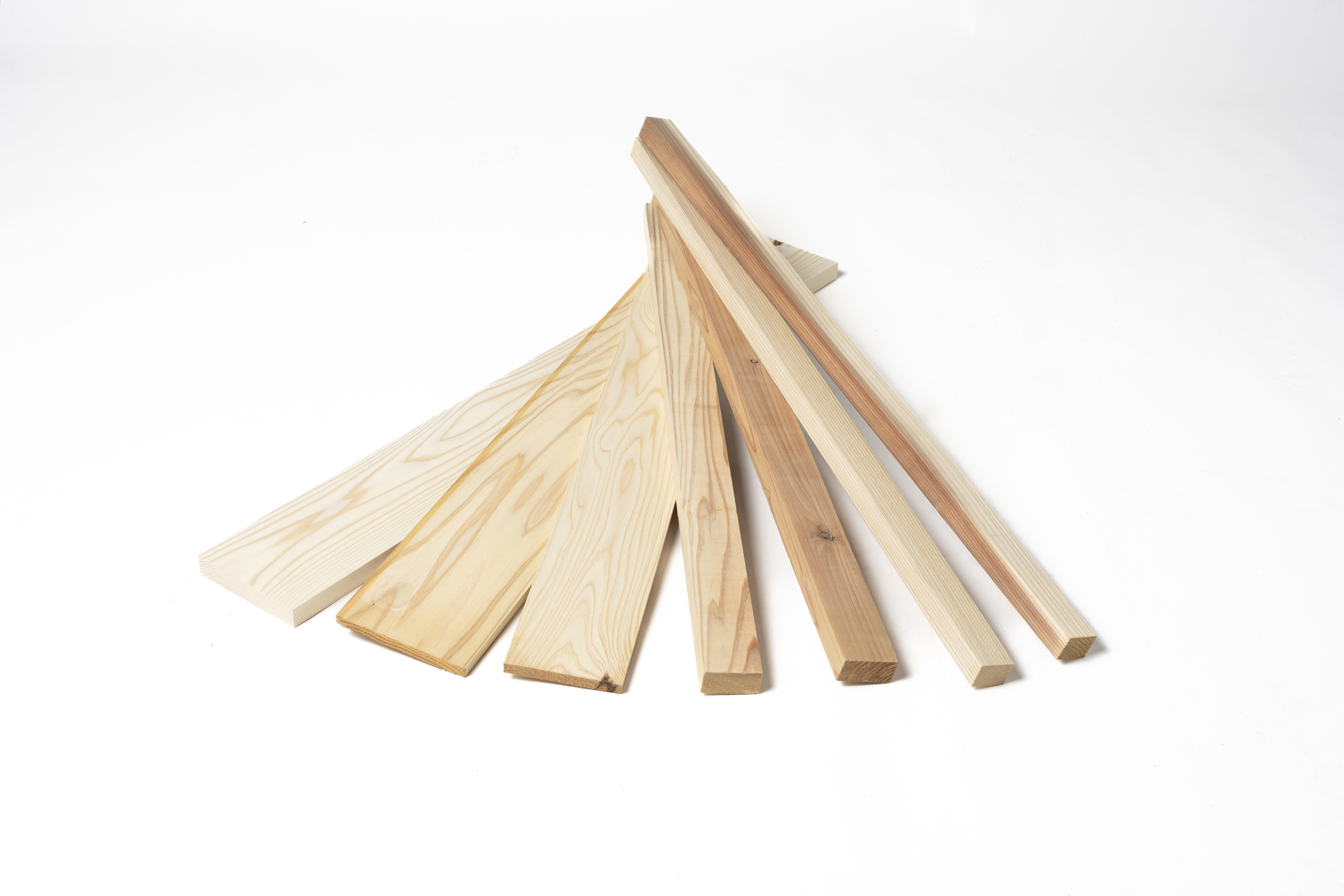 国産杉野地板(節有) 天然乾燥材プレーナー仕上　　　　L×12×120(7枚/束)　　　　　　　　　　　　L×12×150(6枚/束)　　　　　　　　　　　L×12×180(5枚/束)
